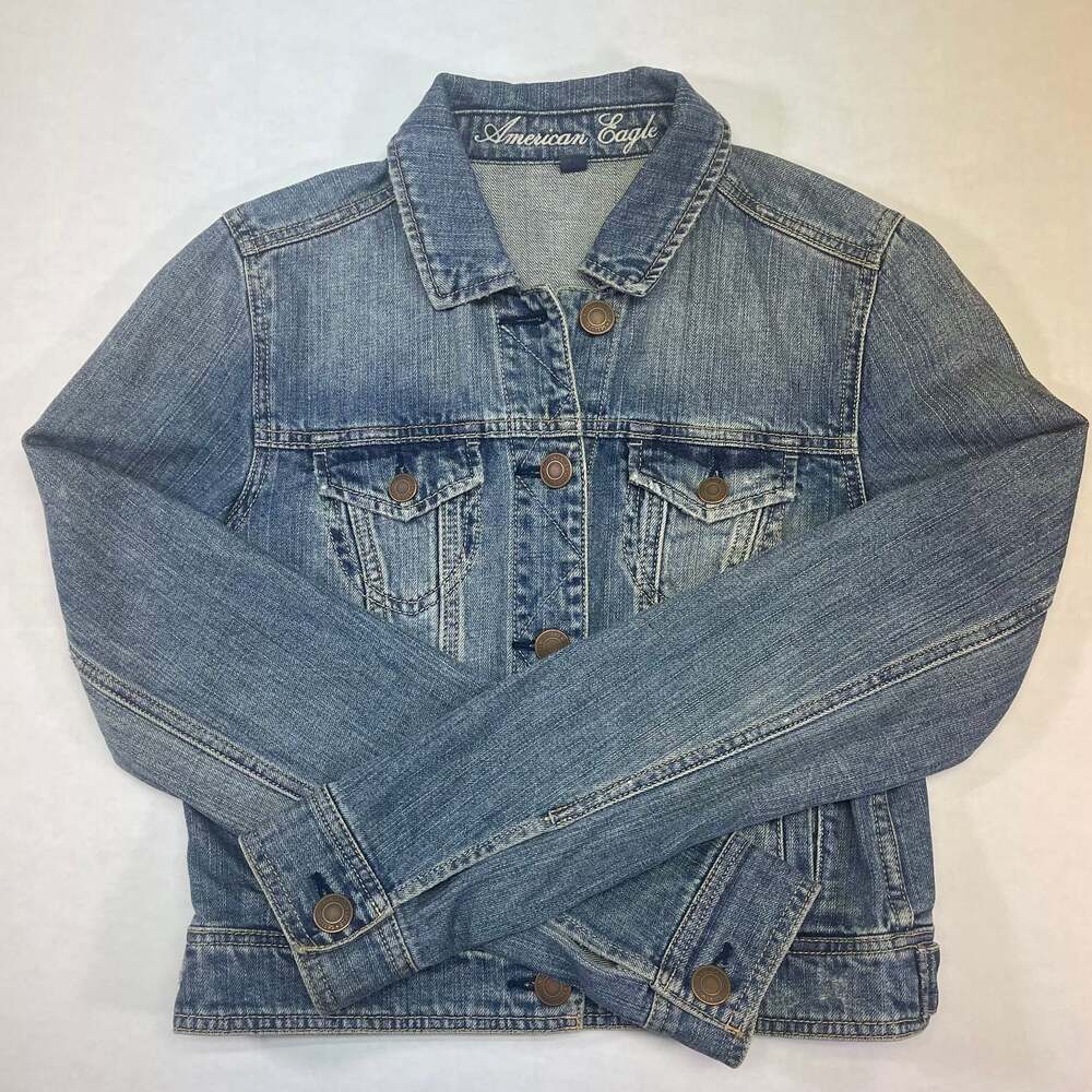 American Eagle Outfitters Women's Distressed Denim‎ Jean Jacket